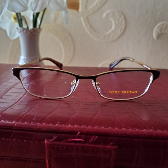 Womens Tory Burch eyeglasses - Picture 1 of 3